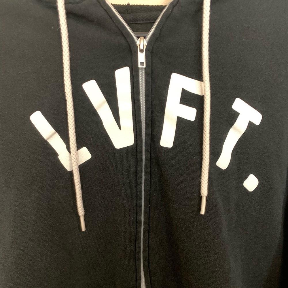 Livefit Zip Up - Picture 2 of 3